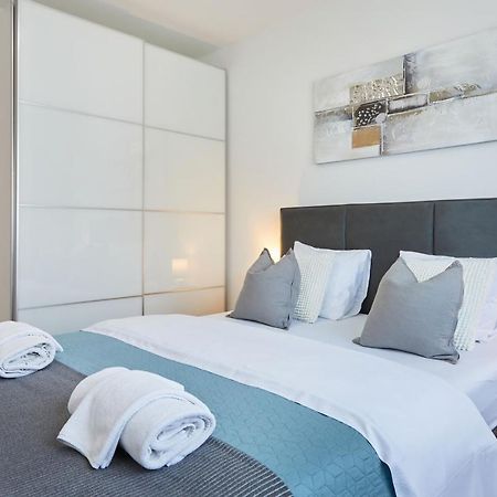 Spacious 2Bdr Apartment Near Business District Ζάγκρεμπ Εξωτερικό φωτογραφία