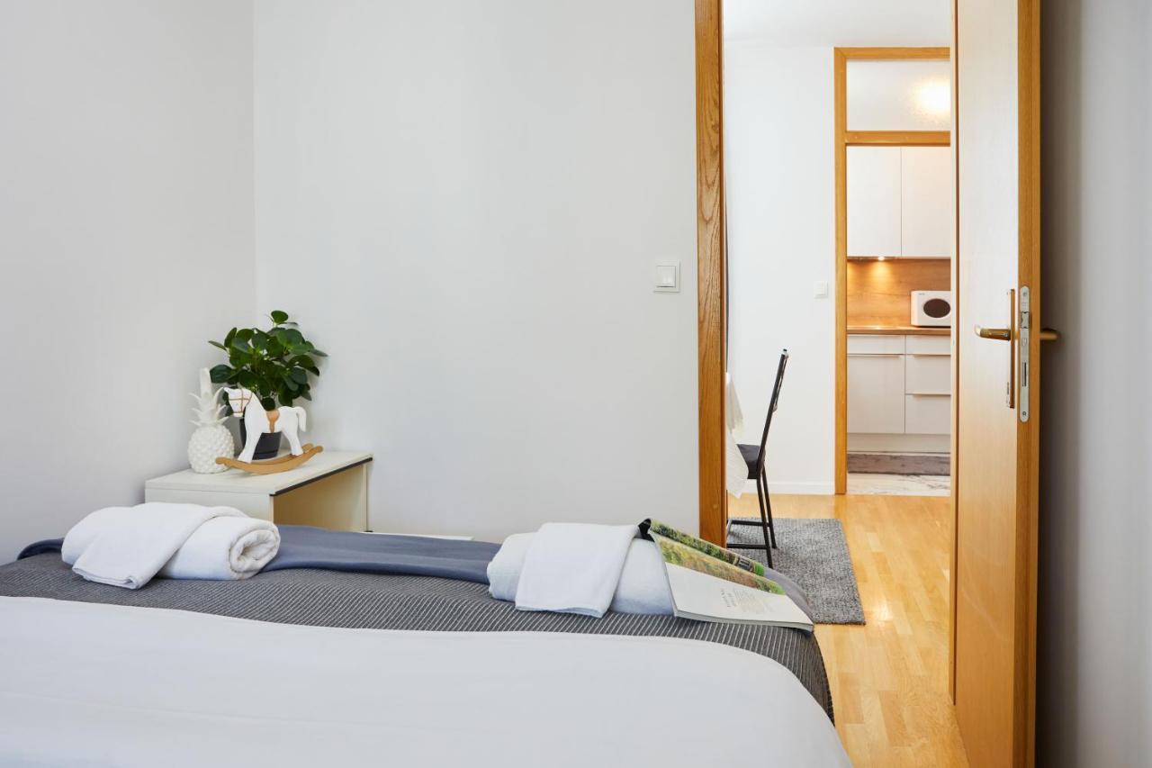 Spacious 2Bdr Apartment Near Business District Ζάγκρεμπ Εξωτερικό φωτογραφία